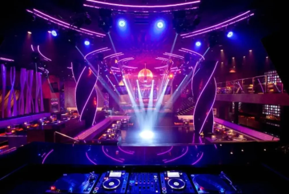 Os fantásticos shows dos Hotéis resorts Hard Rock em Punta Cana, Riviera Maya e Cancun no Caribe.