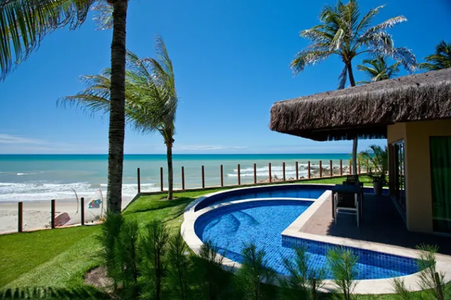Assista ao vídeo Carmel Charme Resort - B2C