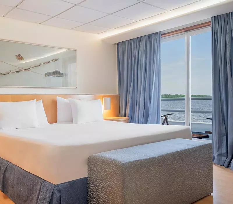 Cabines e Suítes Confortáveis