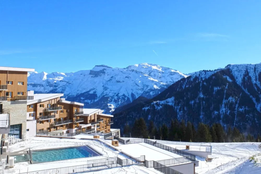 Villages de Neve na Europa, EUA e Canadá